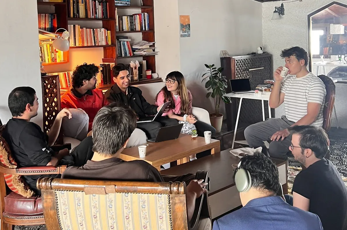 ModaPalas hackathon community